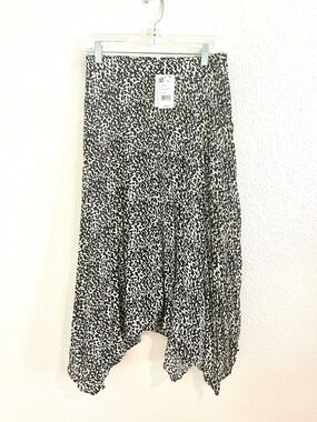 Lucy Paris Black and White Asymmetrical Tiered Midi Skirt